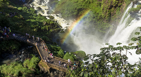 イグアスの滝 - 世界の絶景特集